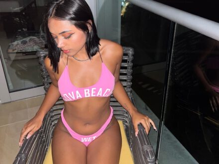 Hot sexy Latina webcam sex show girls